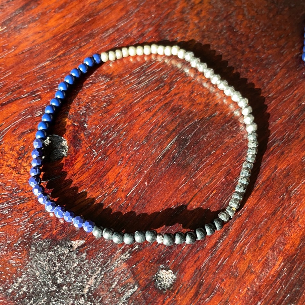Stackable stretchy bracelets - Picture 3 of 3